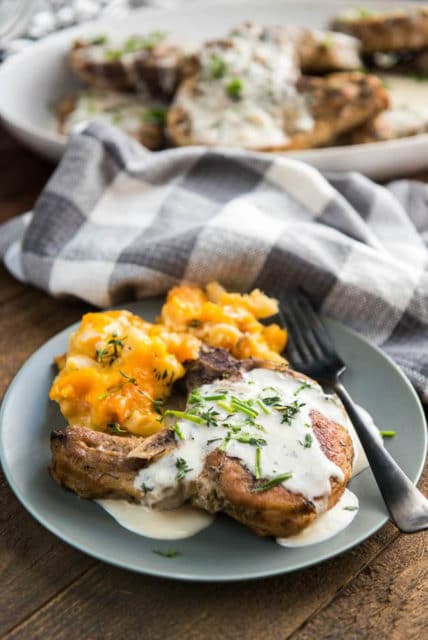 Slow cooker pork chops with creamy herb sauce 