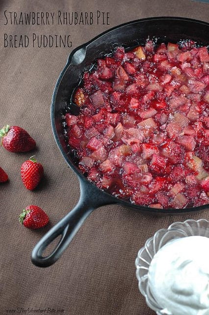 Strawberry rhubarb pie bread pudding 