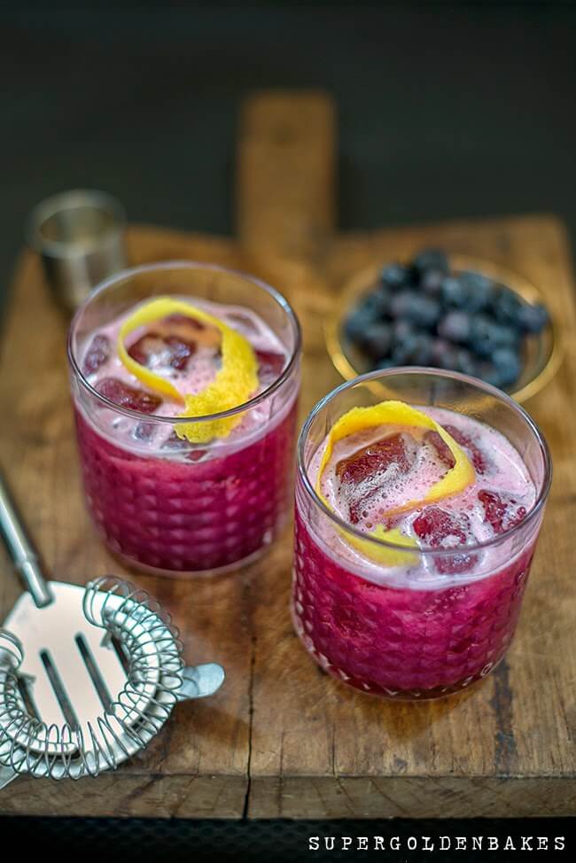 blueberry gin sour cocktail 