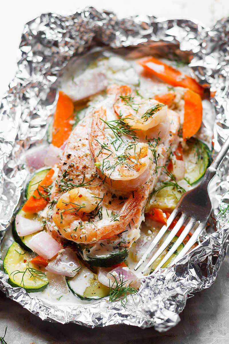 Creamy Shrimp and Salmon Wrapped in Foil 
